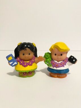Little People Tropical Vacation Hawaii Family Mom Dad Doll Dollhouse Lot 4/$20 🛑